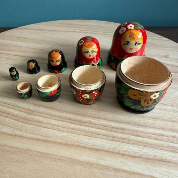 Russian Matryoshka Nesting Dolls Hand-Painted Wooden Set Of 5 Floral Red Black - Picture 4 of 8